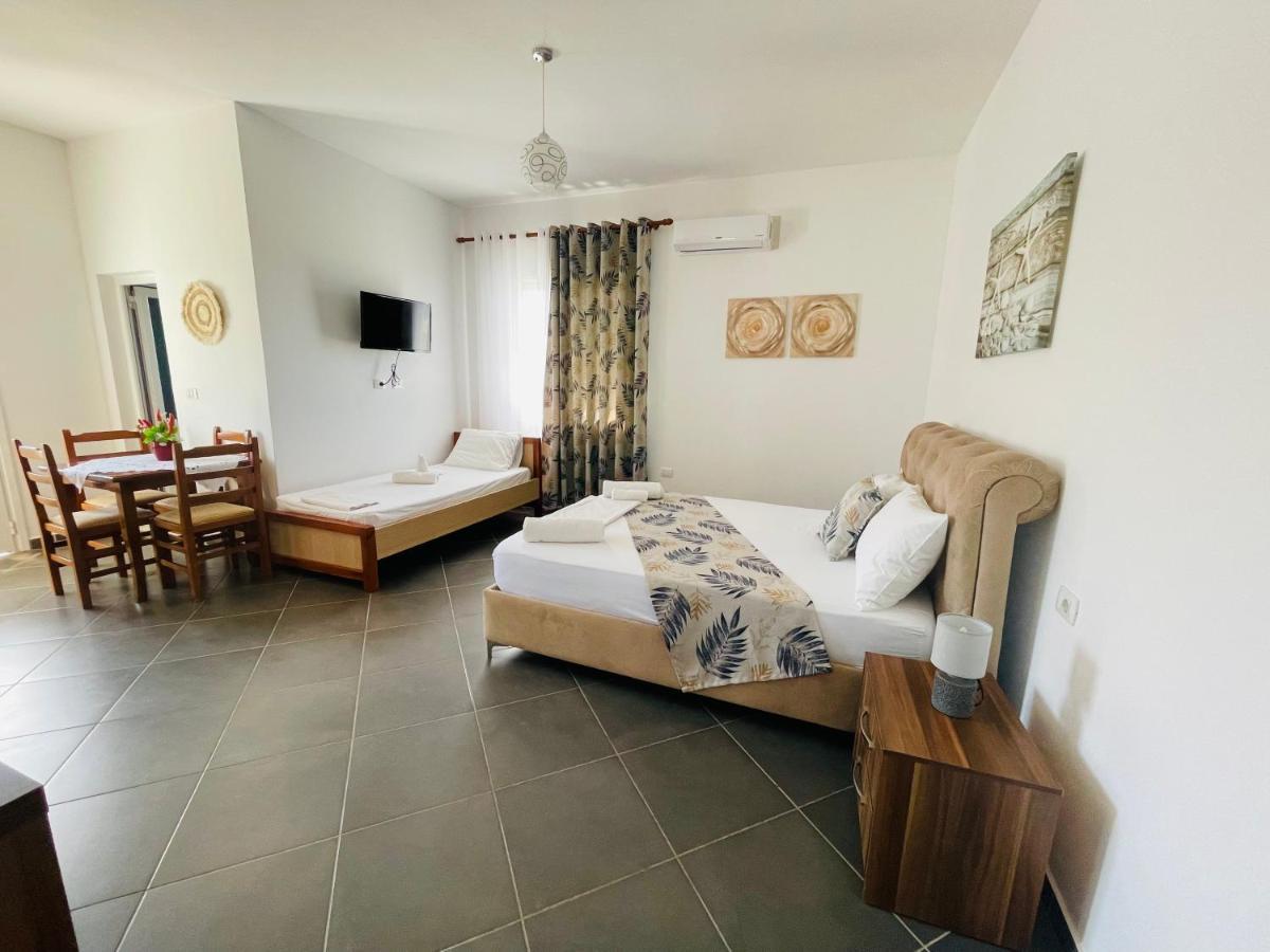 Kred Hotel Орикум Екстериор снимка