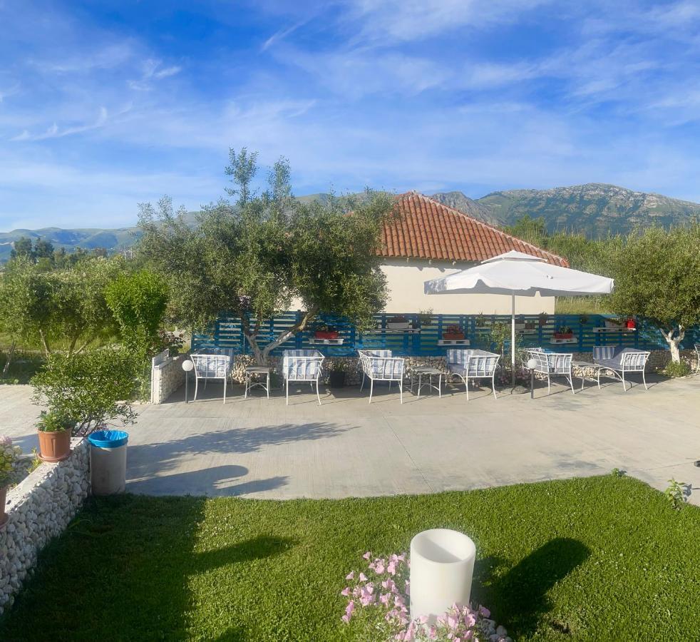 Kred Hotel Орикум Екстериор снимка