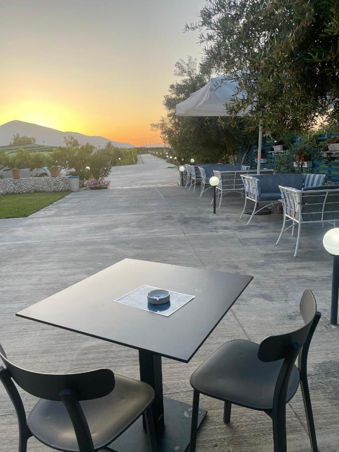 Kred Hotel Орикум Екстериор снимка